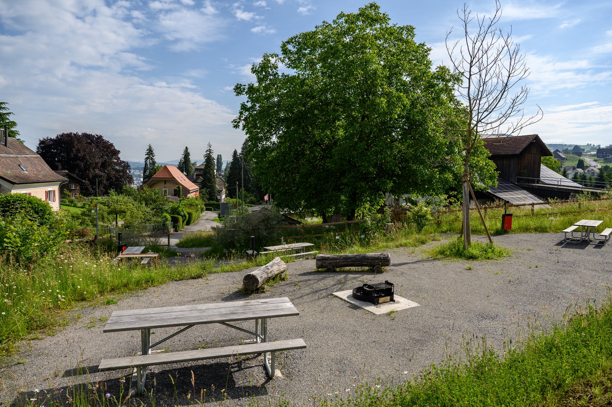 Sie bietet viel Platz: die Grillstelle Rütihof.